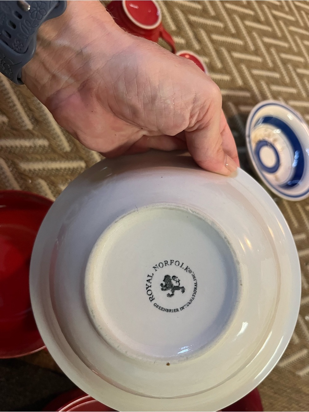 Royal Norfolk White Ceramic Bowl with Classic Gloss